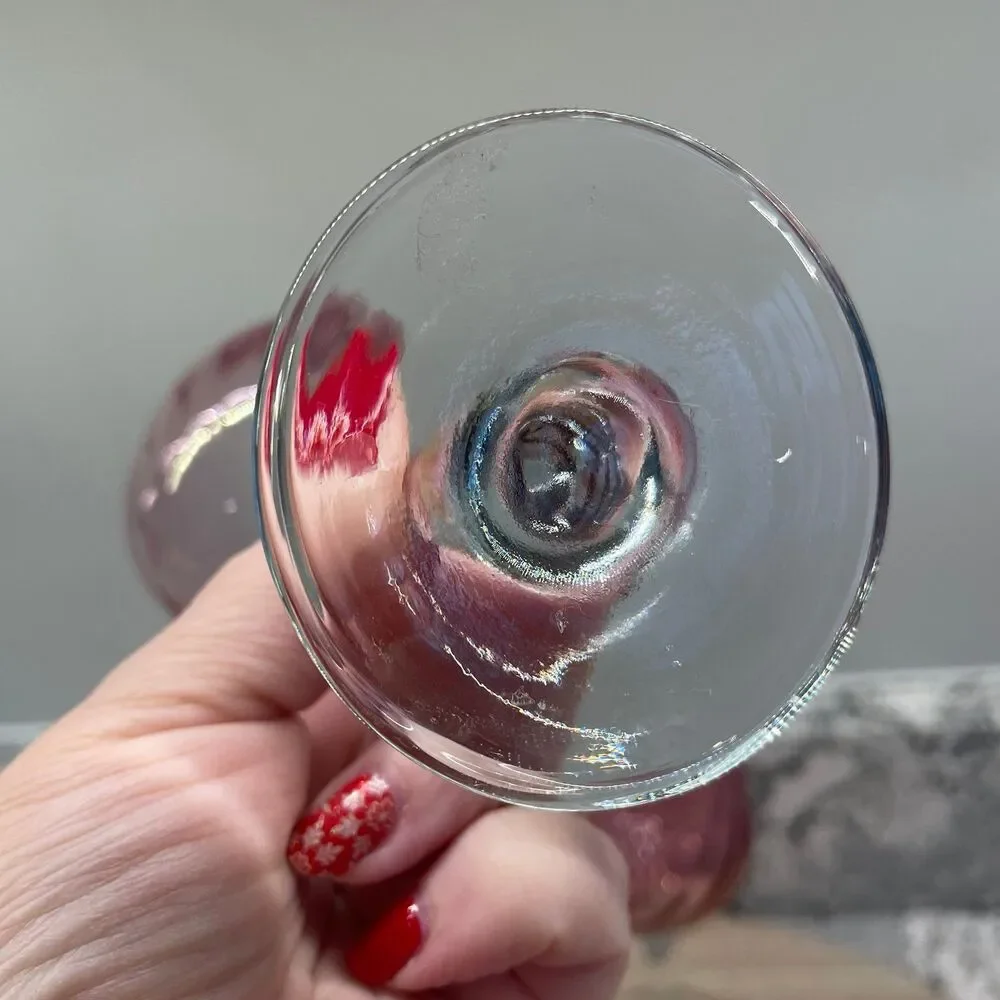 Cristalleria Fratelli Fumo Pink Glass Pair of Italian Wine Glasses Swirl Etching